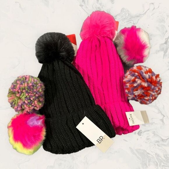 NWT Nordstrom BP. Bundle of two Ribbed Beanie with Interchangeable Faux Fur Pom - Picture 1 of 6